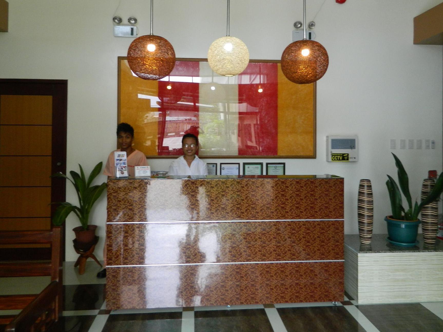 Qanaq Hotel Davao Exterior photo